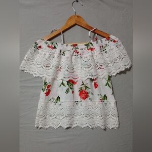 No Boundaries Off The Shoulder Top Junior Size S Red White Floral Ruffle Lace